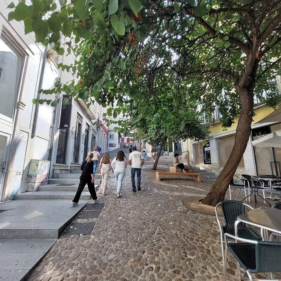 The stepped lane of Rua do Quebra-Costas climbing from the Baixa to the Alta